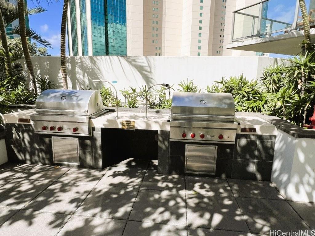 1189 Waimanu Street Honolulu - Rental - photo 15 of 18