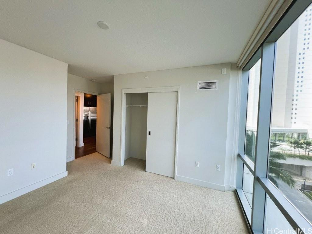 1189 Waimanu Street Honolulu - Rental - photo 9 of 18