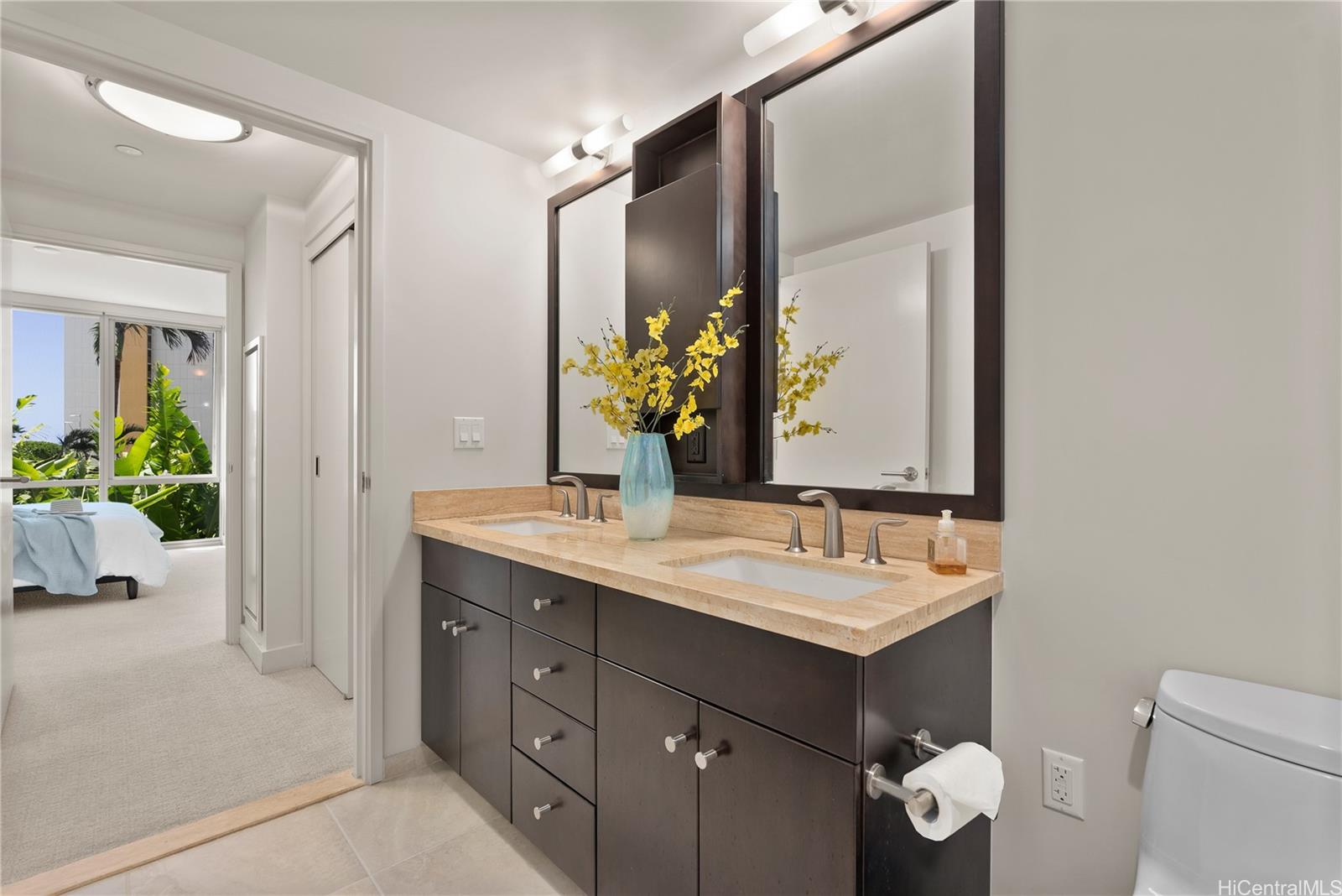 Waihonua condo # 704, Honolulu, Hawaii - photo 13 of 25