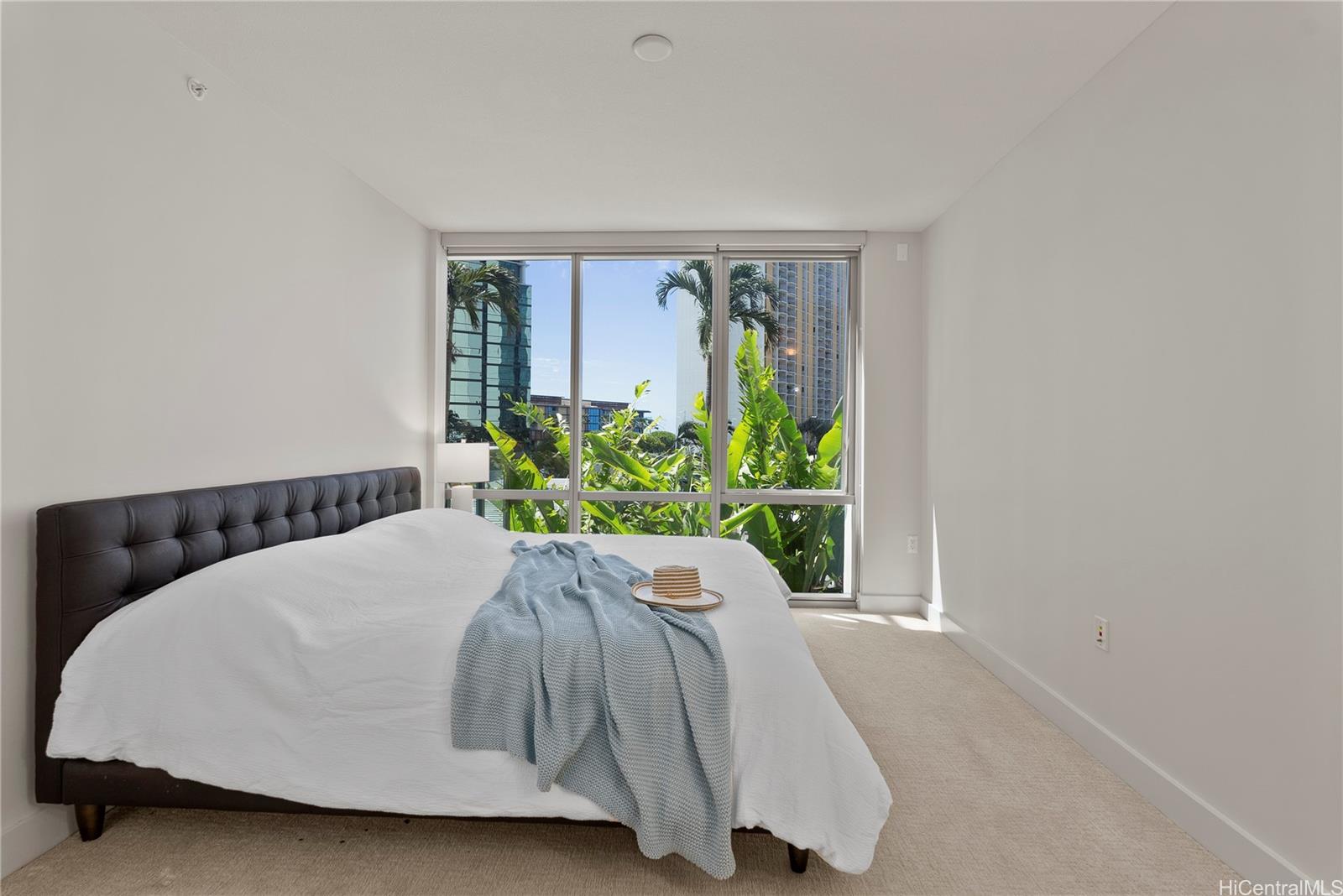Waihonua condo # 704, Honolulu, Hawaii - photo 8 of 25