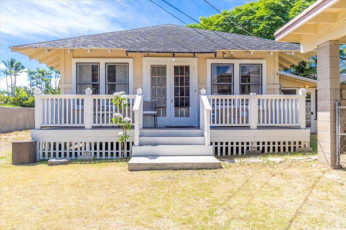 119  Kuailima Dr Lanikai, Kailua home - photo 2 of 20