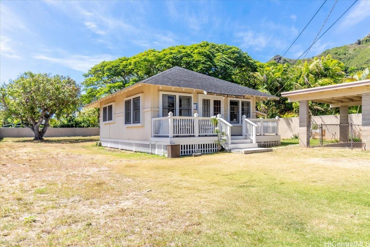 119  Kuailima Dr Lanikai, Kailua home - photo 2 of 24