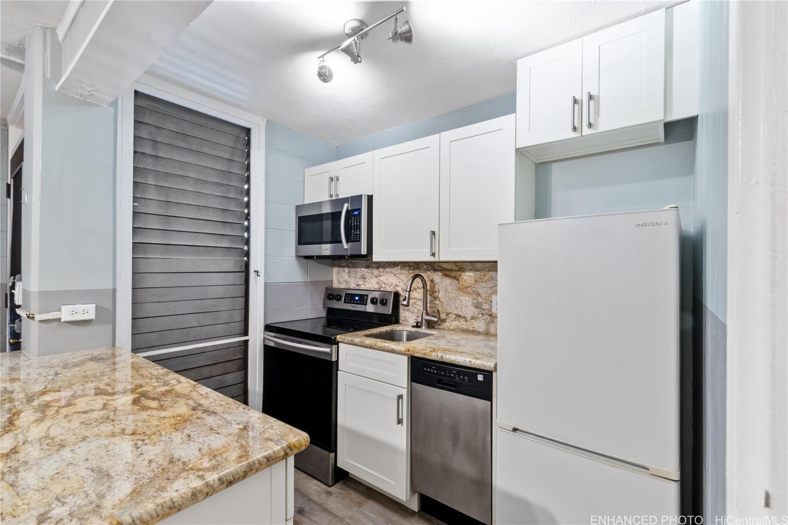 Makikian condo # 102, Honolulu, Hawaii - photo 5 of 20