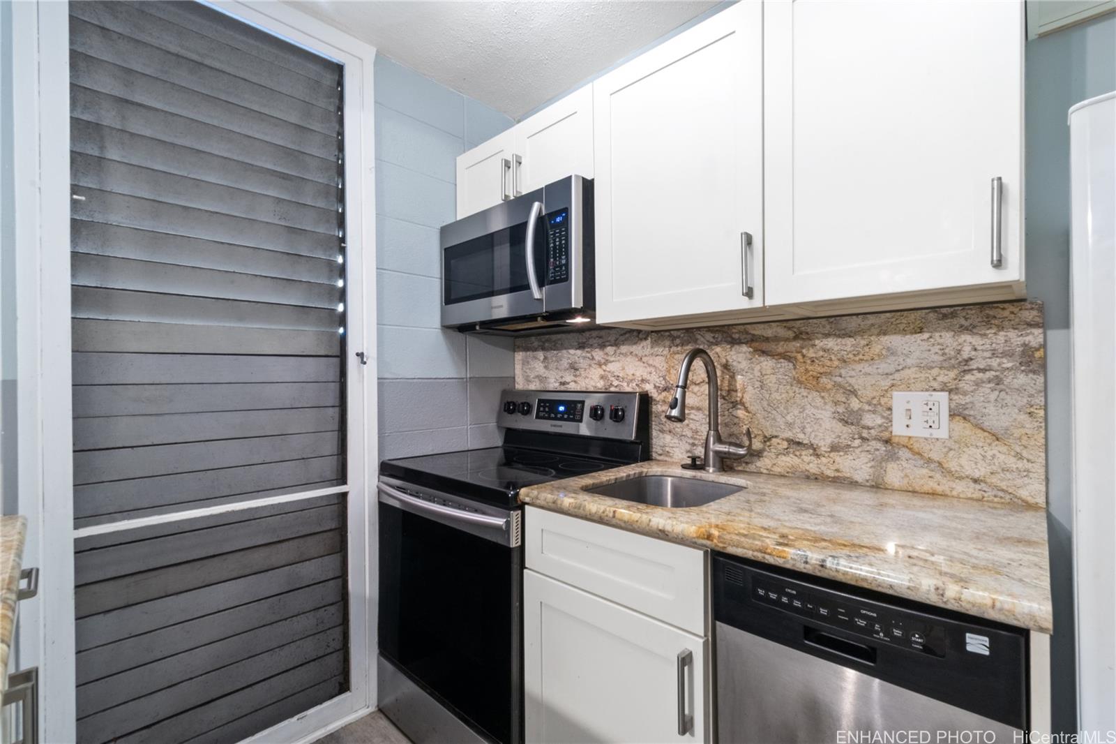 Makikian condo # 102, Honolulu, Hawaii - photo 6 of 20