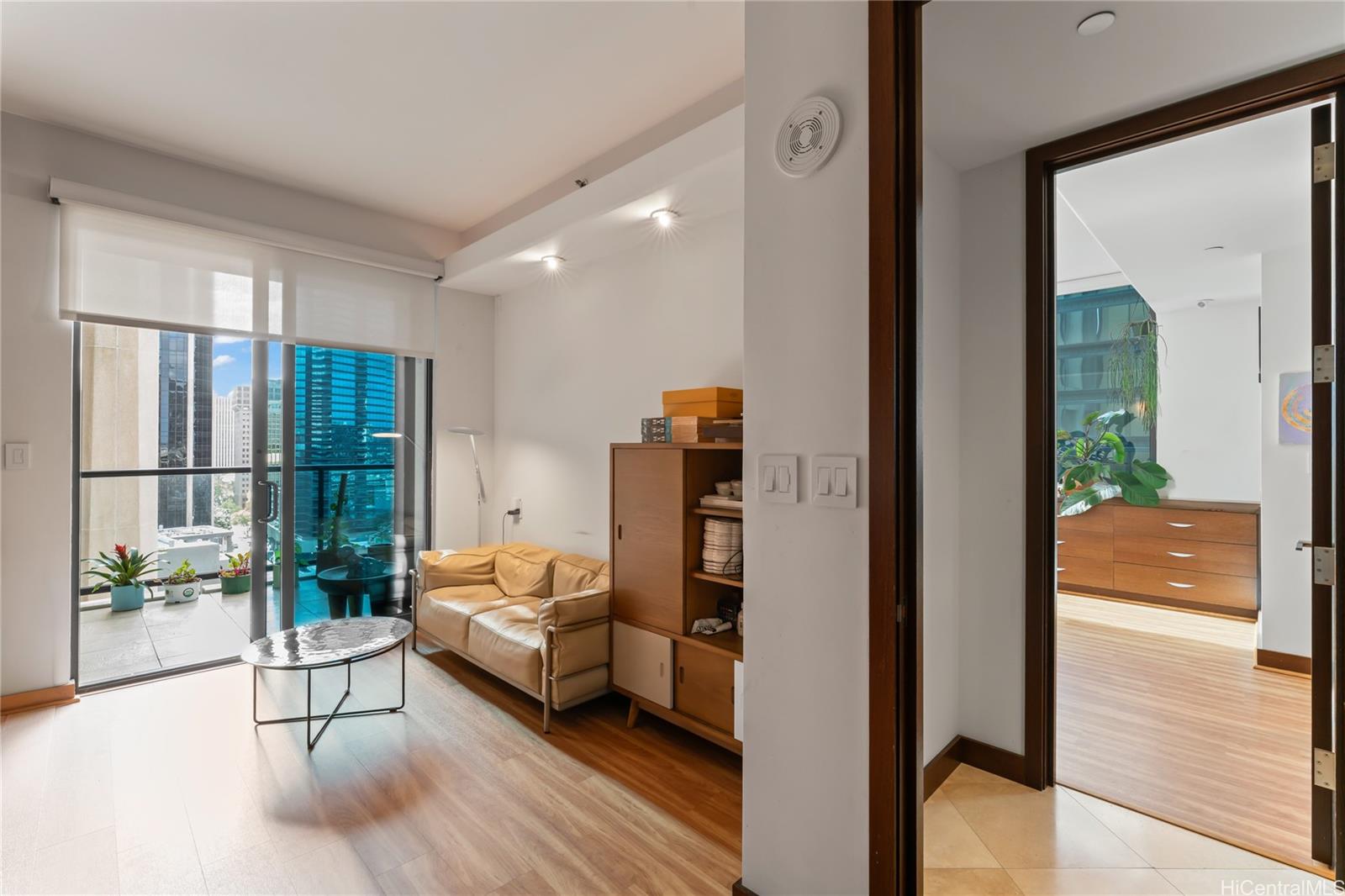 The Pinnacle Honolulu condo # 12B, Honolulu, Hawaii - photo 17 of 25