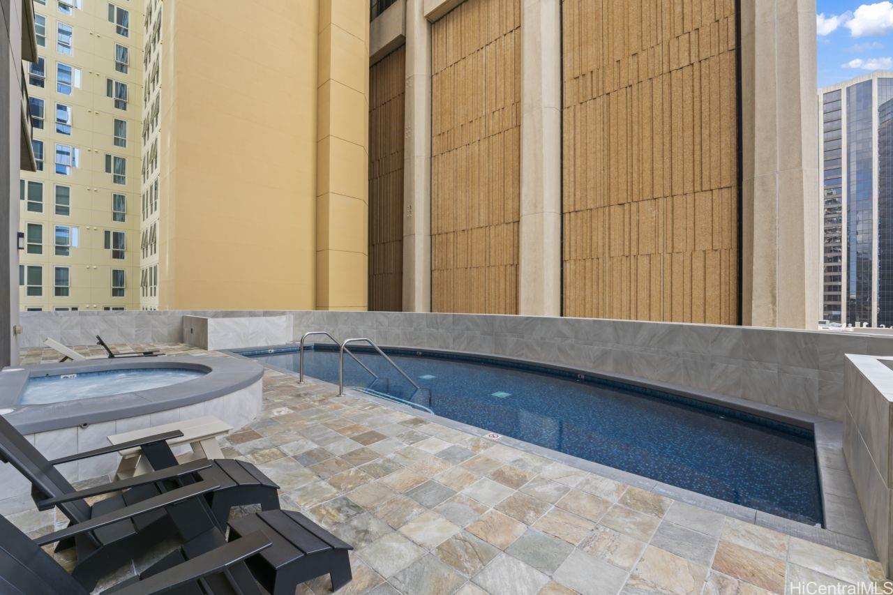 The Pinnacle Honolulu condo # 12B, Honolulu, Hawaii - photo 23 of 25