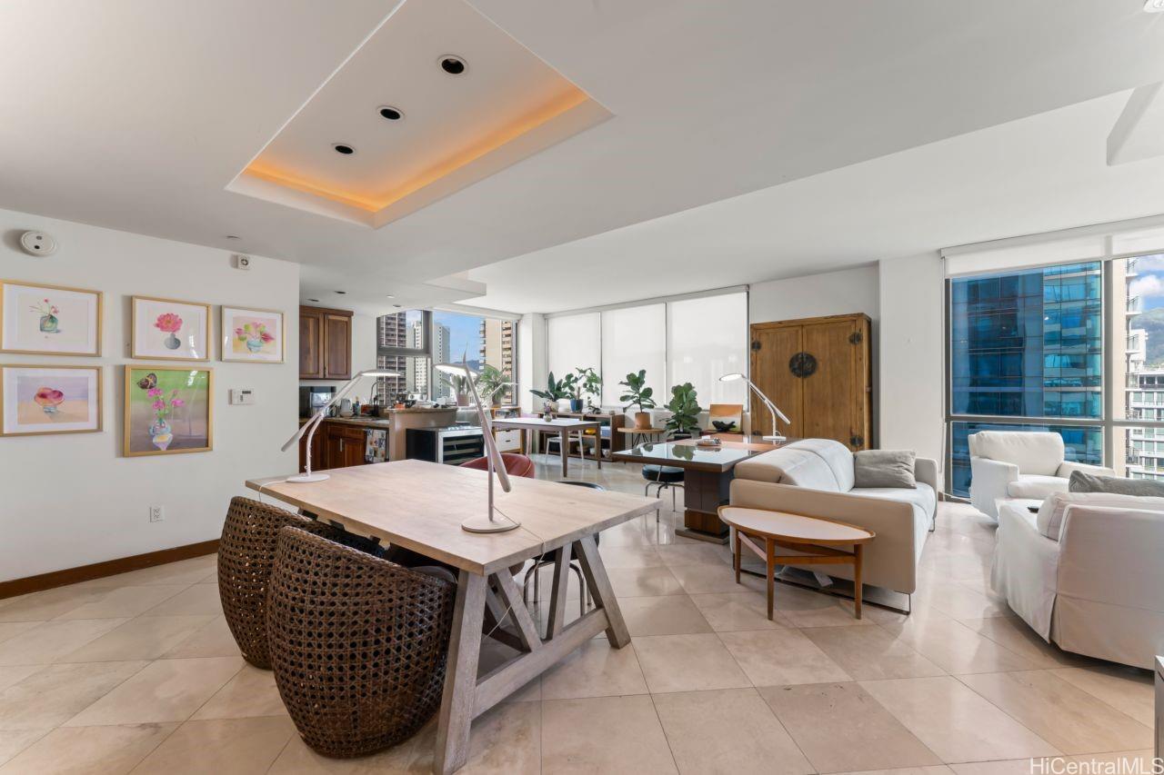 The Pinnacle Honolulu condo # 12B, Honolulu, Hawaii - photo 5 of 25