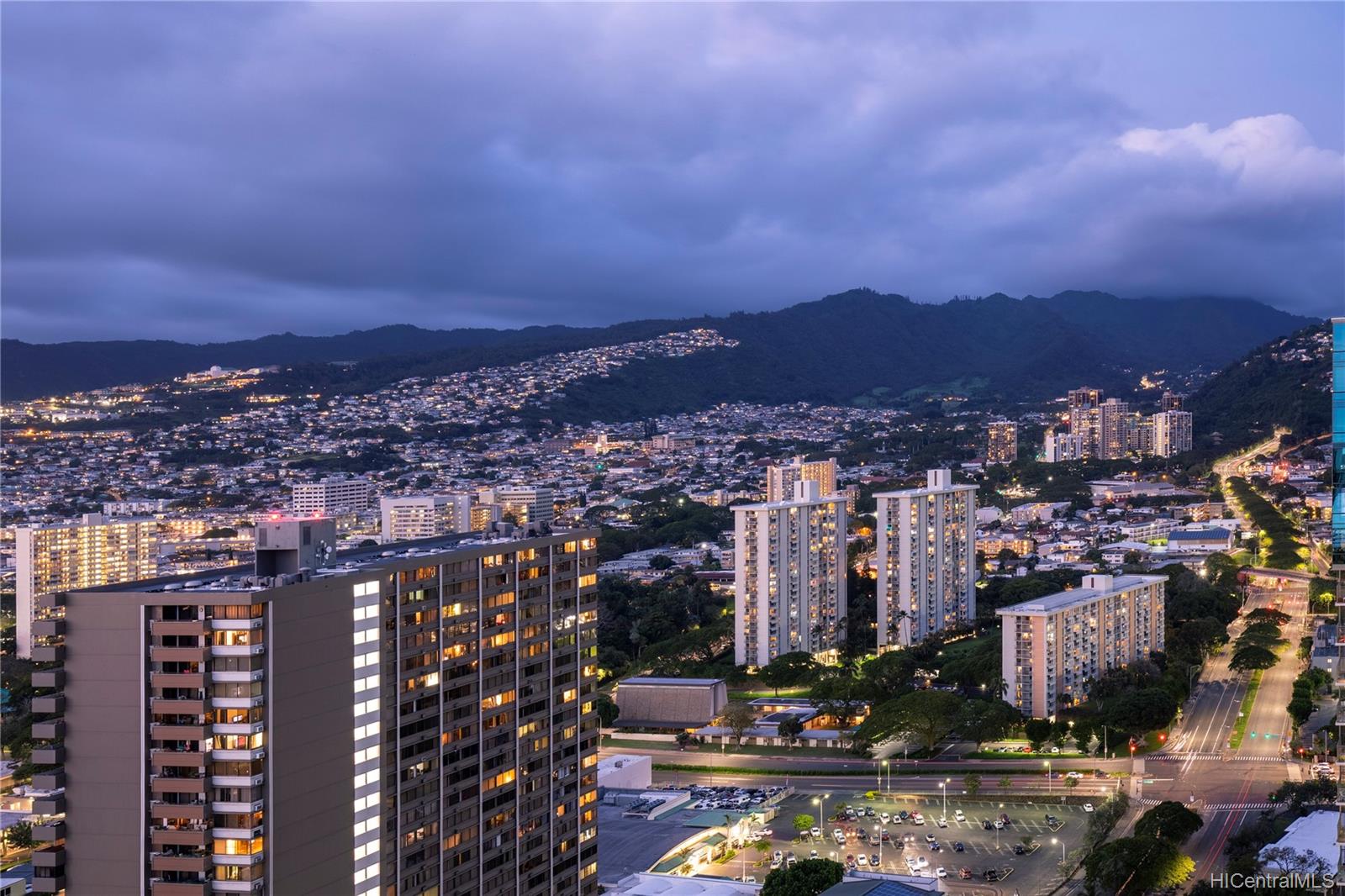 The Pinnacle Honolulu condo # PH, Honolulu, Hawaii - photo 21 of 23