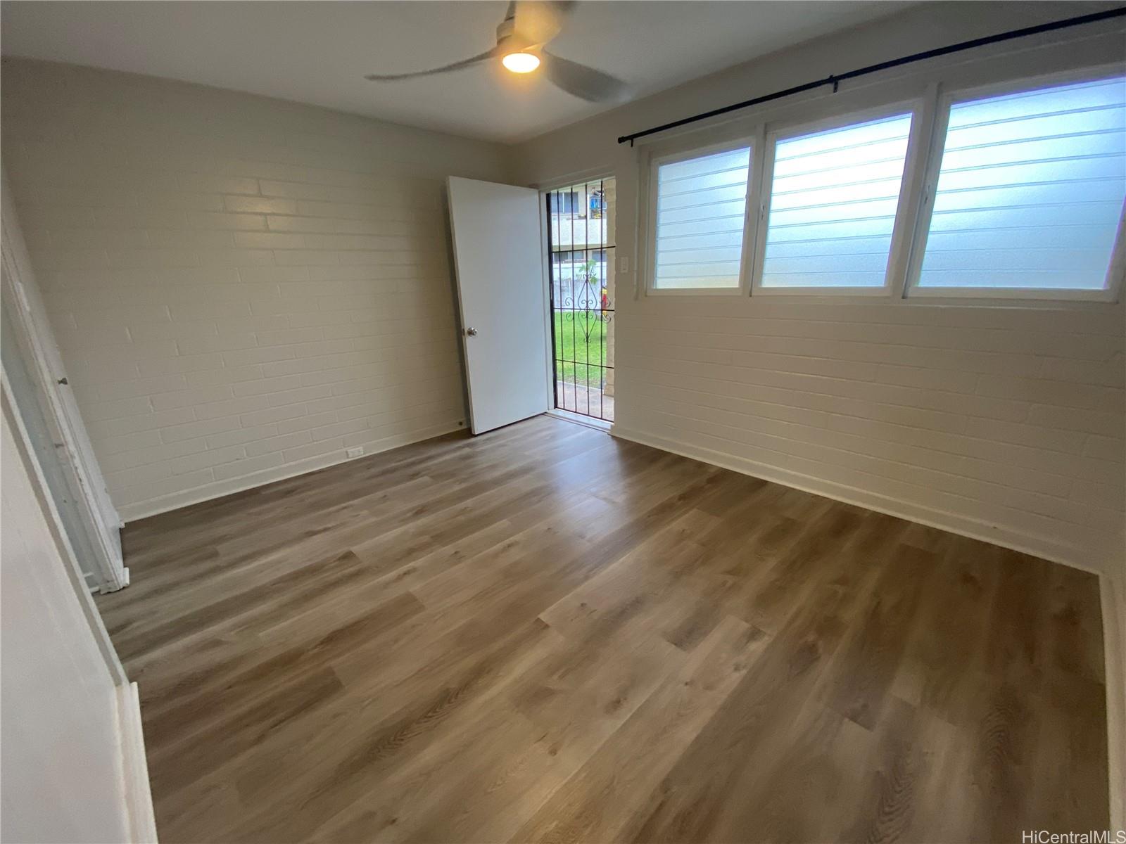 120 Kihapai St Kailua - Rental - photo 3 of 7