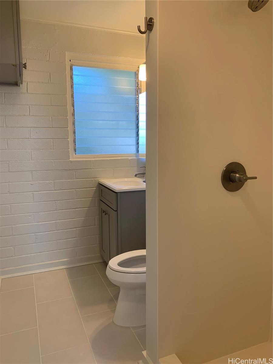 120 Kihapai Street Kailua - Rental - photo 4 of 5