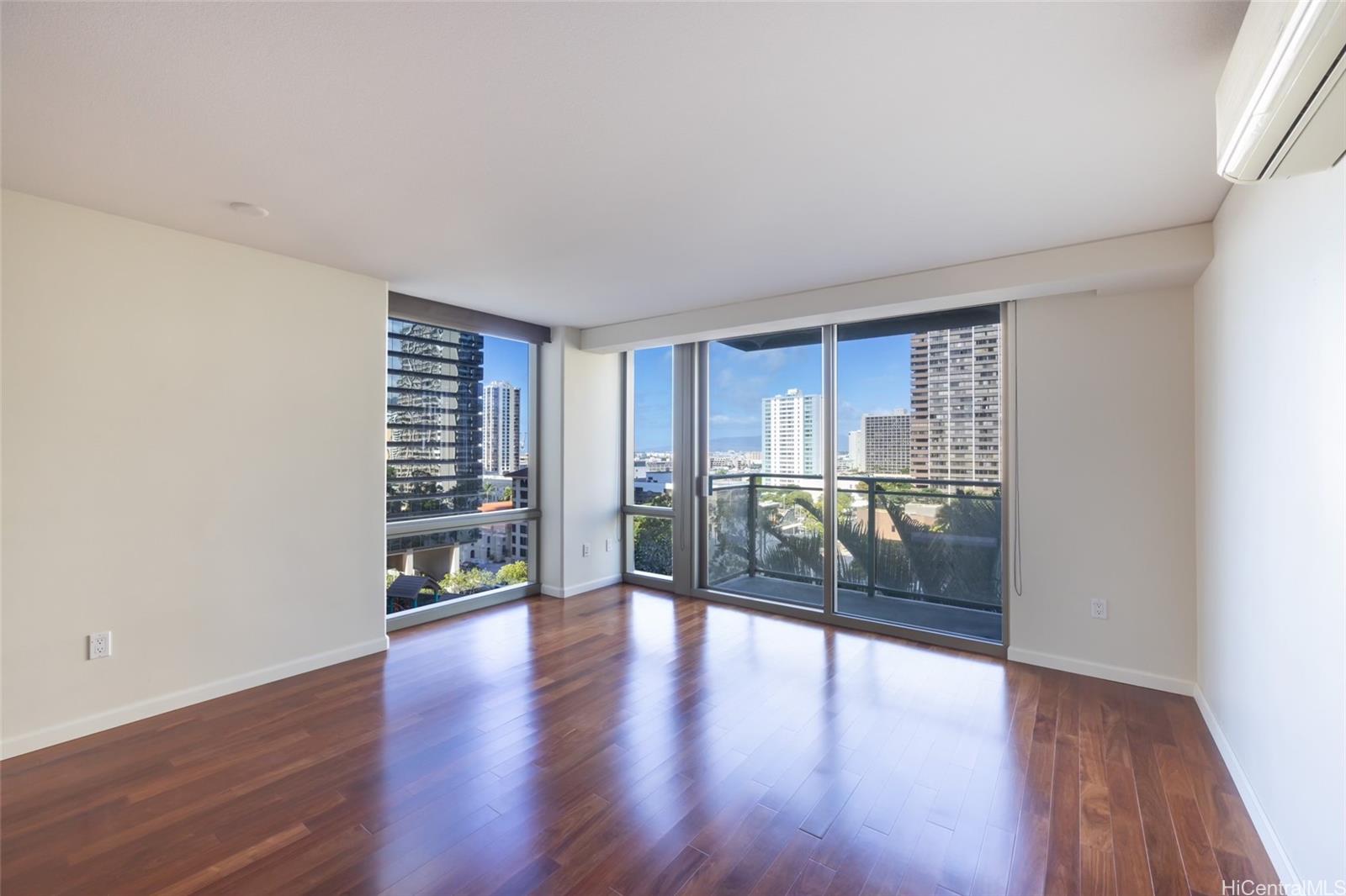 Capitol Place condo # 1009, Honolulu, Hawaii - photo 2 of 24