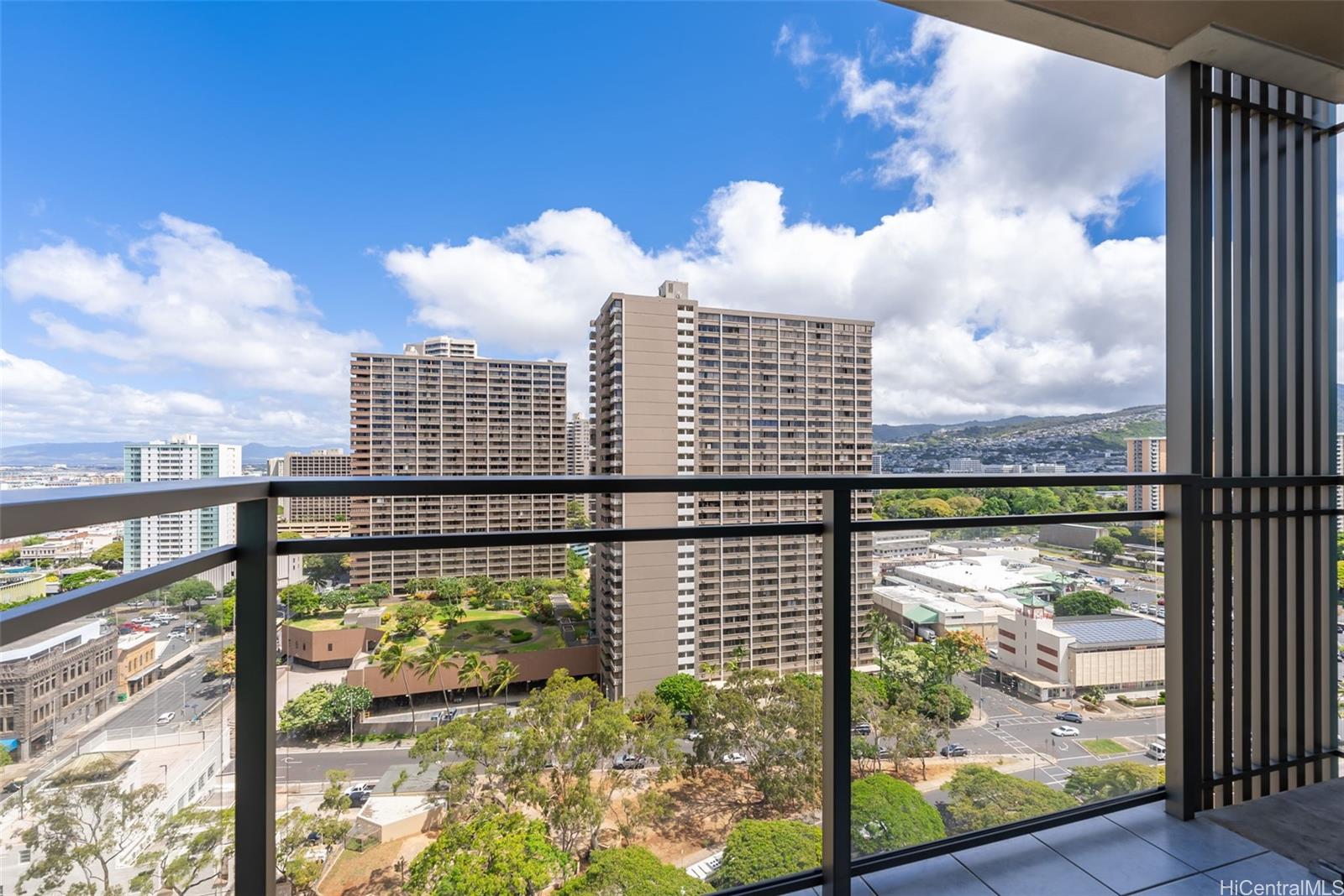 Capitol Place condo # 1909, Honolulu, Hawaii - photo 18 of 25