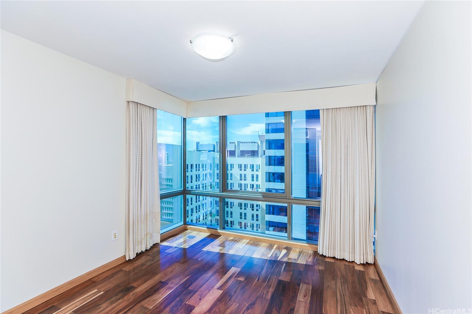 Capitol Place condo # 2302, Honolulu, Hawaii - photo 12 of 25