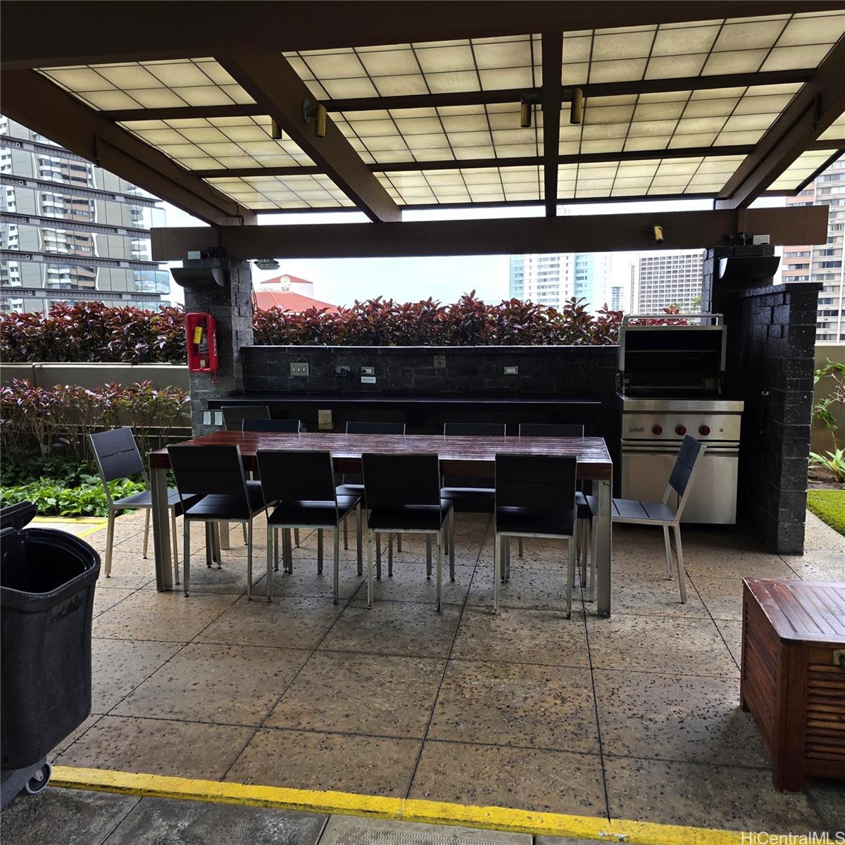 1200 Queen Emma St Honolulu - Rental - photo 18 of 24