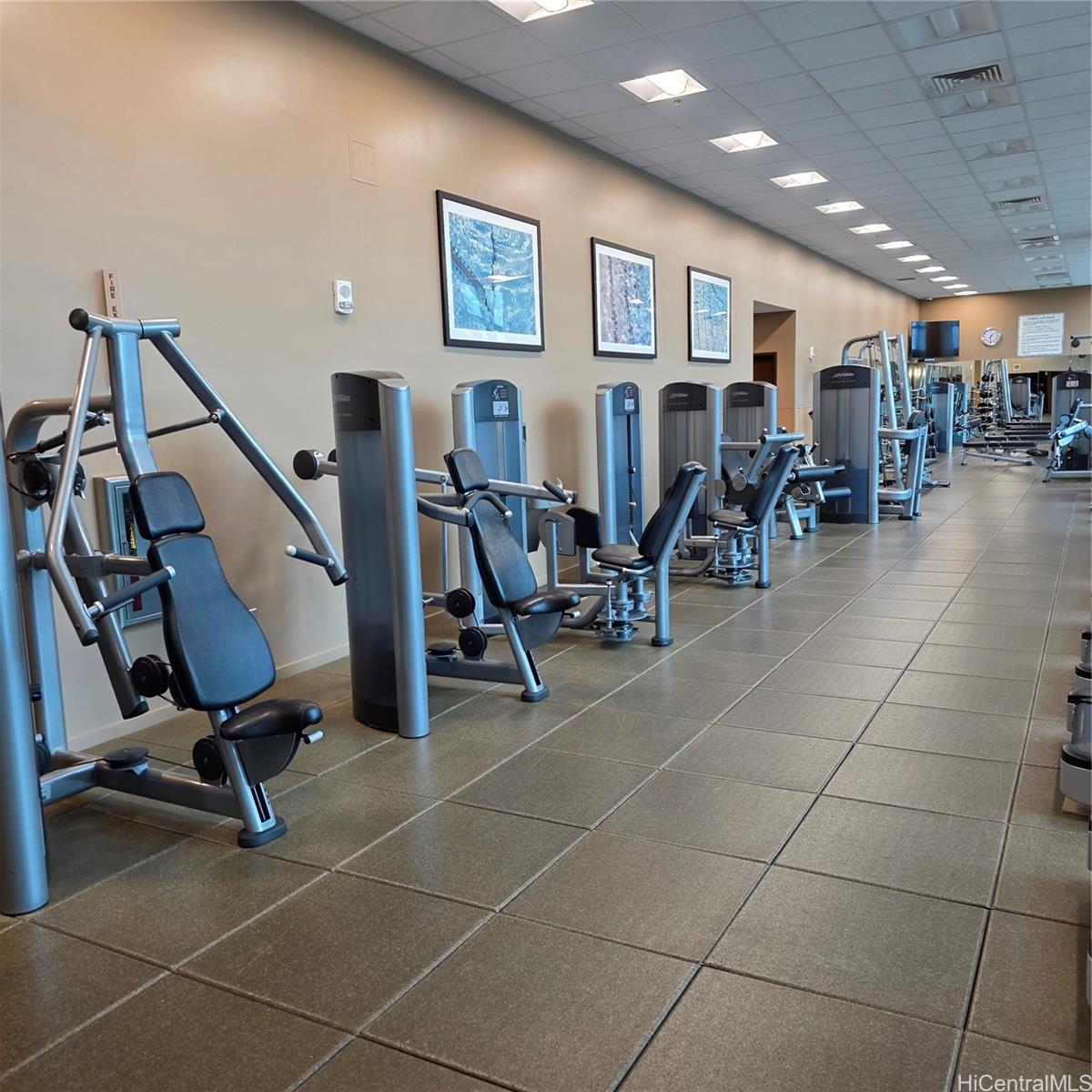 1200 Queen Emma St Honolulu - Rental - photo 20 of 24