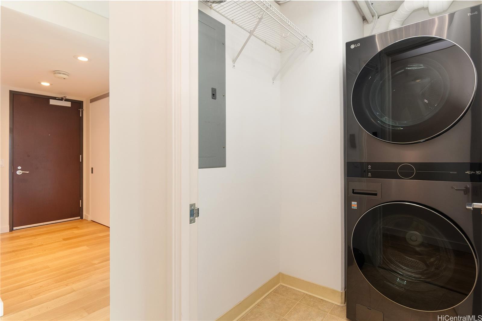 Capitol Place condo # 3012, Honolulu, Hawaii - photo 17 of 25