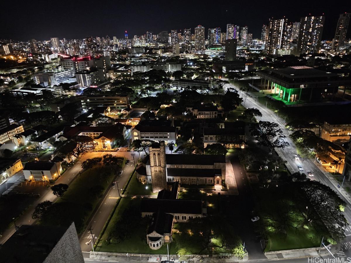 1200 Queen Emma St Honolulu - Rental - photo 8 of 8