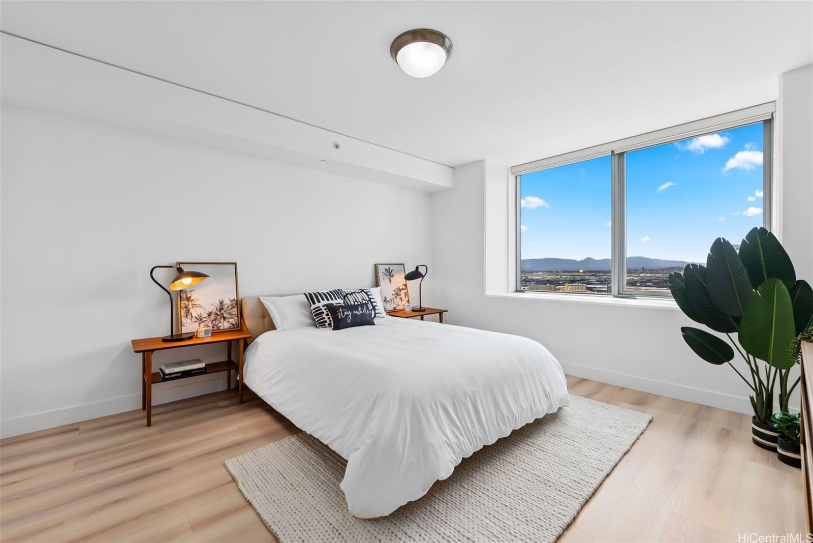 Capitol Place condo # 3405, Honolulu, Hawaii - photo 11 of 25