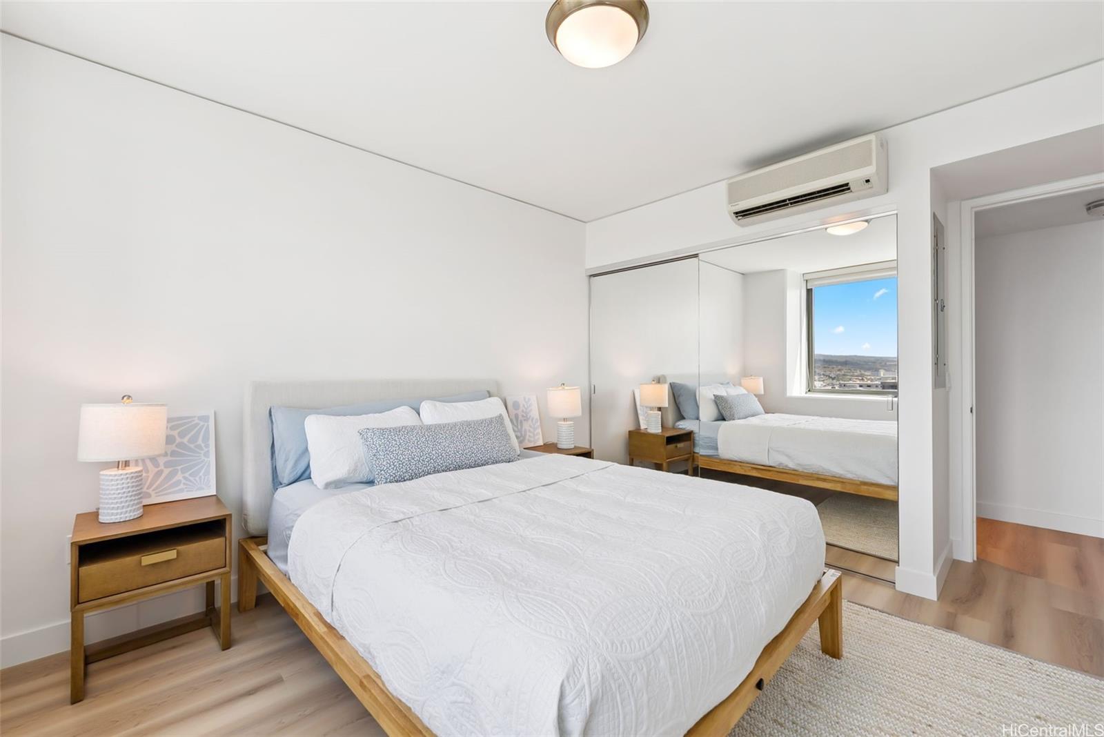 Capitol Place condo # 3405, Honolulu, Hawaii - photo 16 of 25