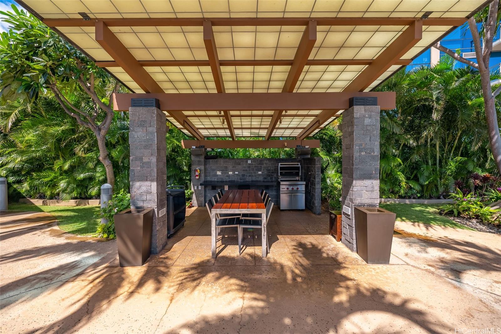 Capitol Place condo # 3405, Honolulu, Hawaii - photo 20 of 25