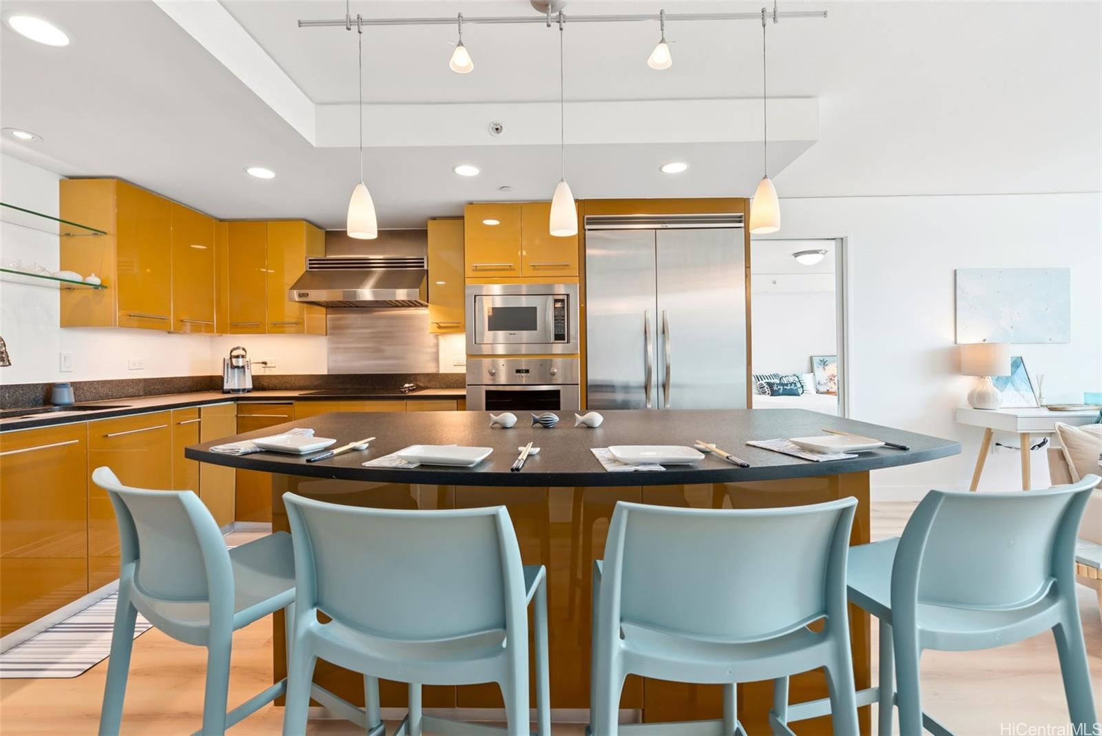 Capitol Place condo # 3405, Honolulu, Hawaii - photo 10 of 25