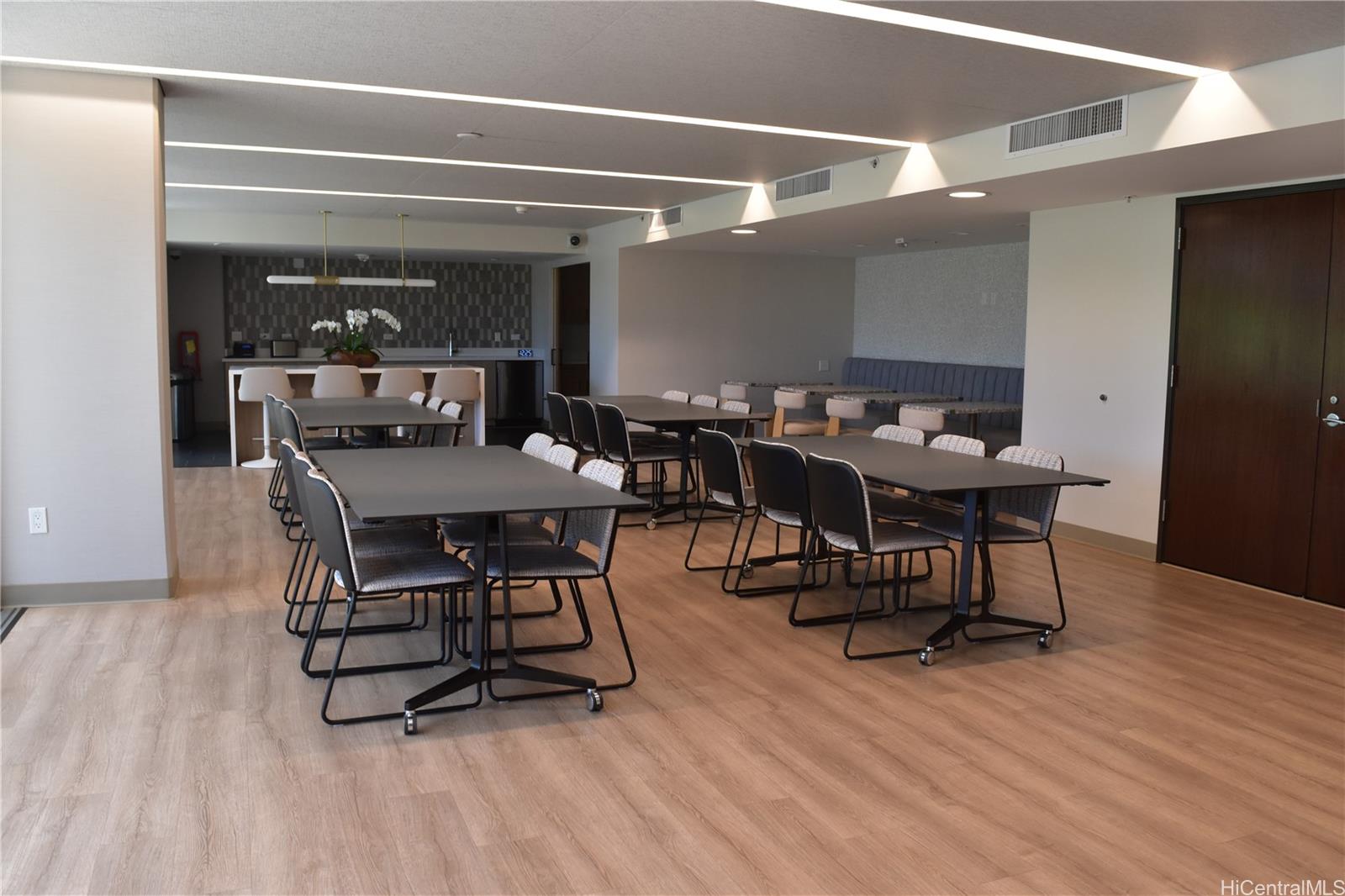 Capitol Place condo # 3511, Honolulu, Hawaii - photo 14 of 24