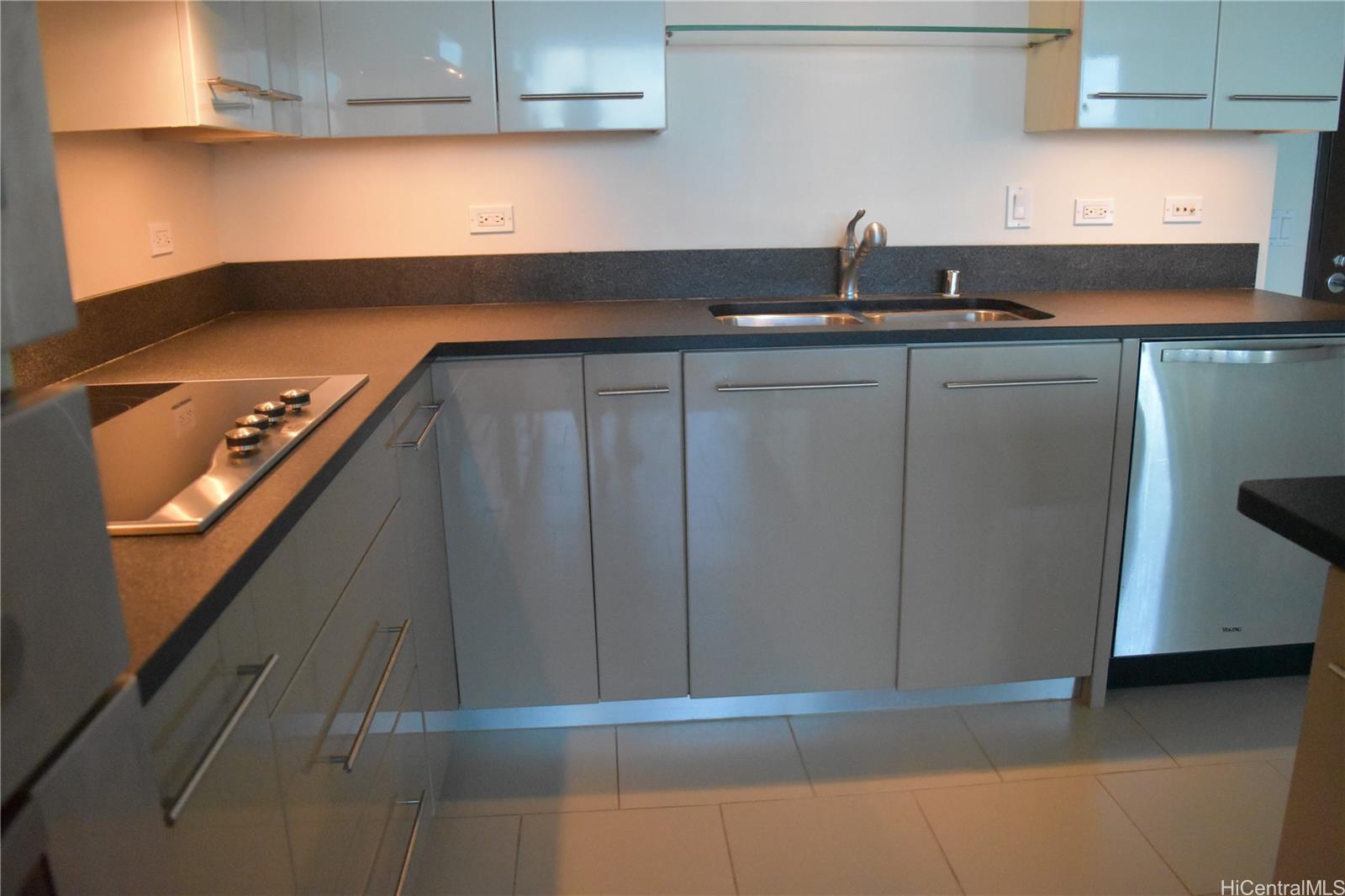 Capitol Place condo # 3511, Honolulu, Hawaii - photo 18 of 24