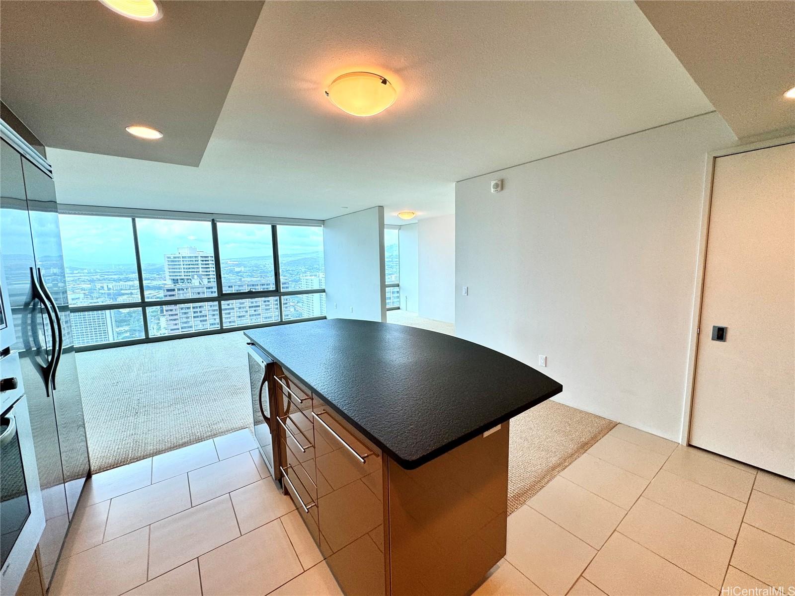 Capitol Place condo # 3601, Honolulu, Hawaii - photo 5 of 25