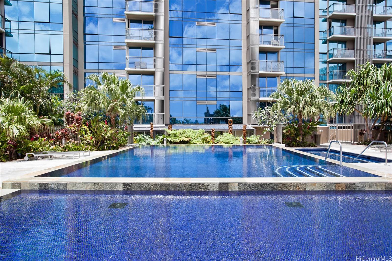 1200 Queen Emma St Honolulu - Rental - photo 16 of 25