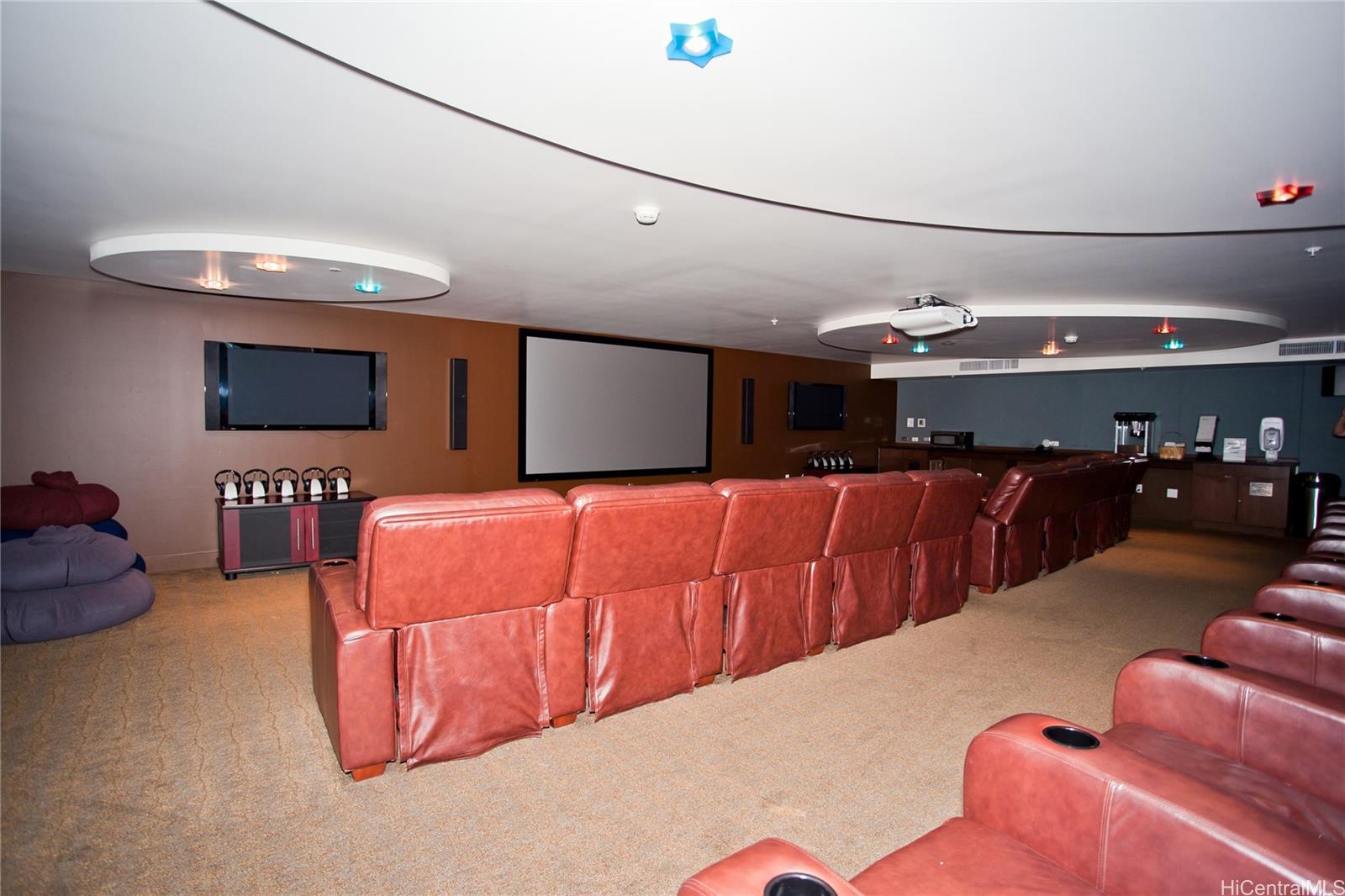 1200 Queen Emma St Honolulu - Rental - photo 21 of 25