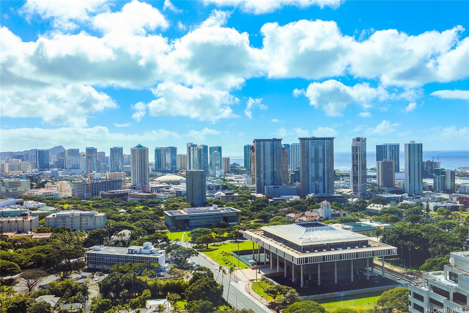 1200 Queen Emma St Honolulu - Rental - photo 7 of 25