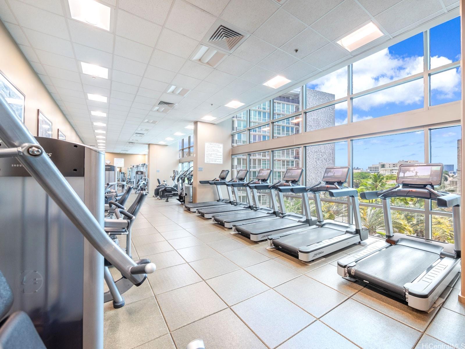 Capitol Place condo # 812, Honolulu, Hawaii - photo 15 of 23