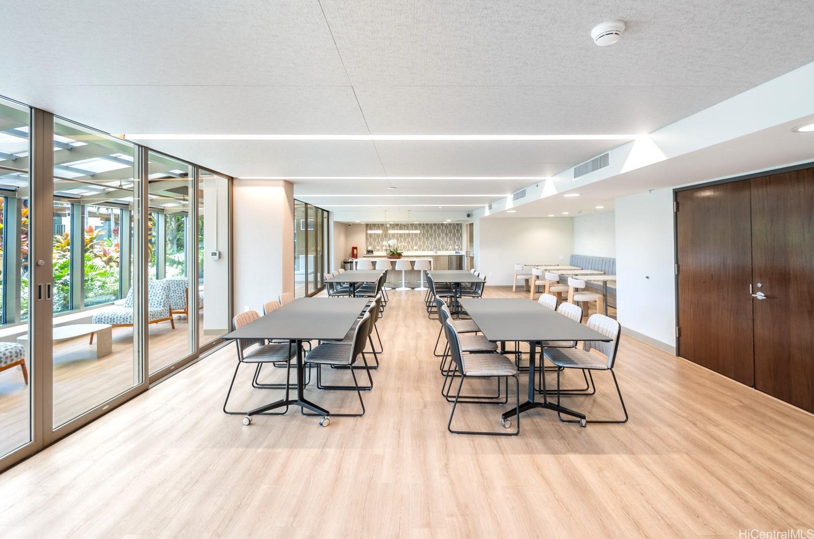 Capitol Place condo # 812, Honolulu, Hawaii - photo 17 of 23