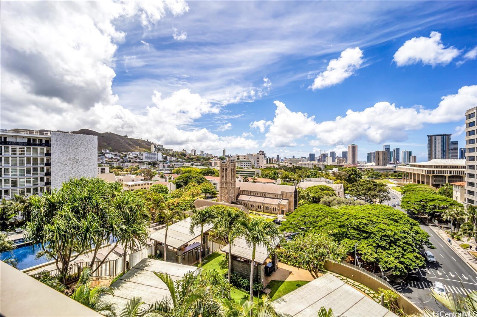 Capitol Place condo # 812, Honolulu, Hawaii - photo 3 of 23