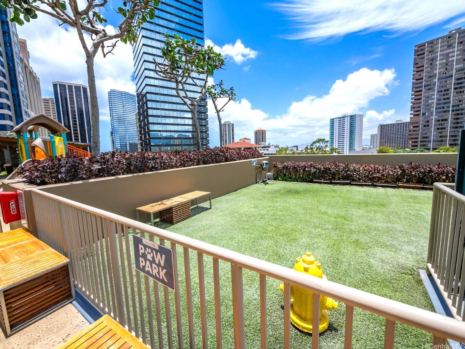 Capitol Place condo # 812, Honolulu, Hawaii - photo 21 of 23