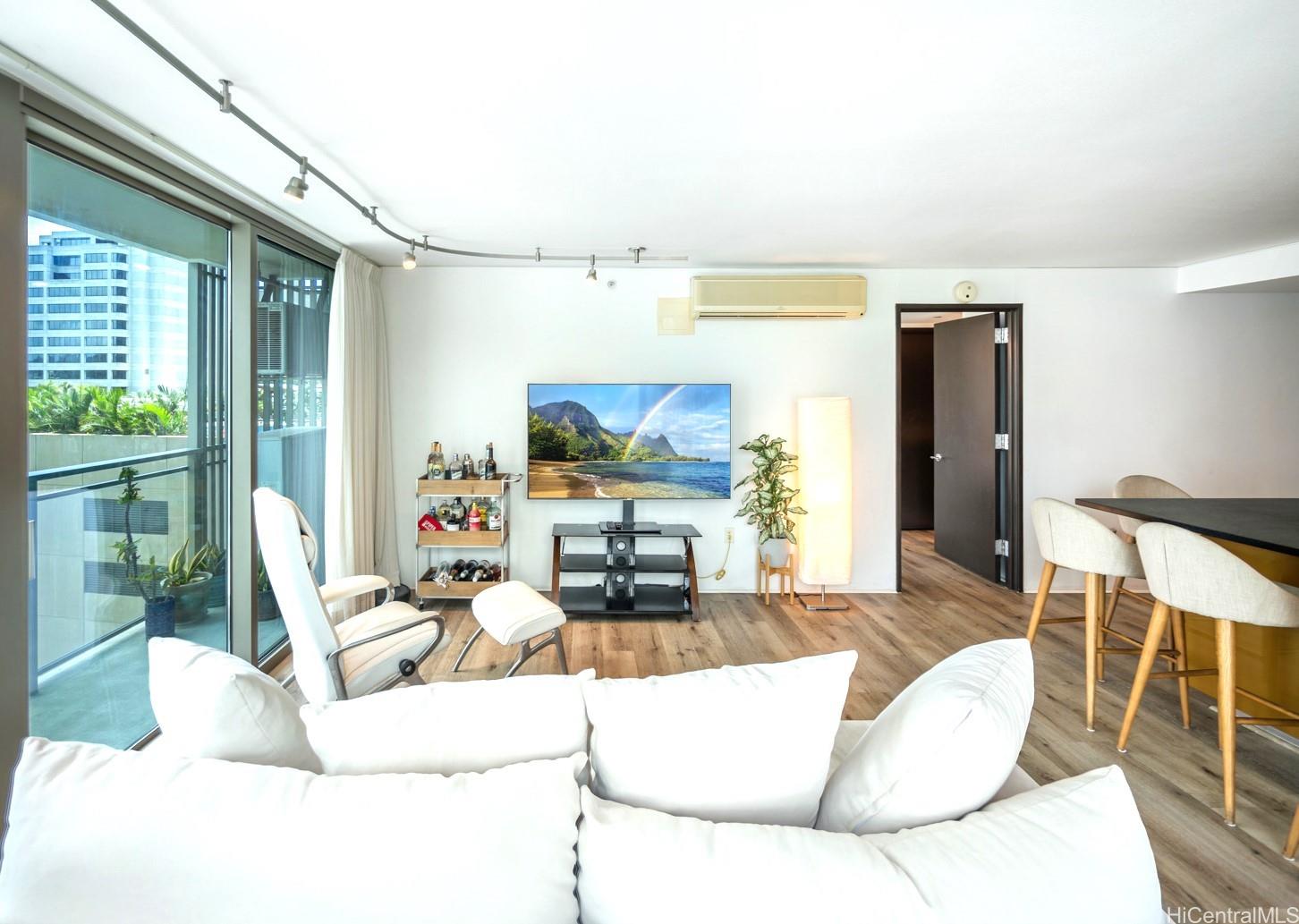 Capitol Place condo # 812, Honolulu, Hawaii - photo 7 of 23