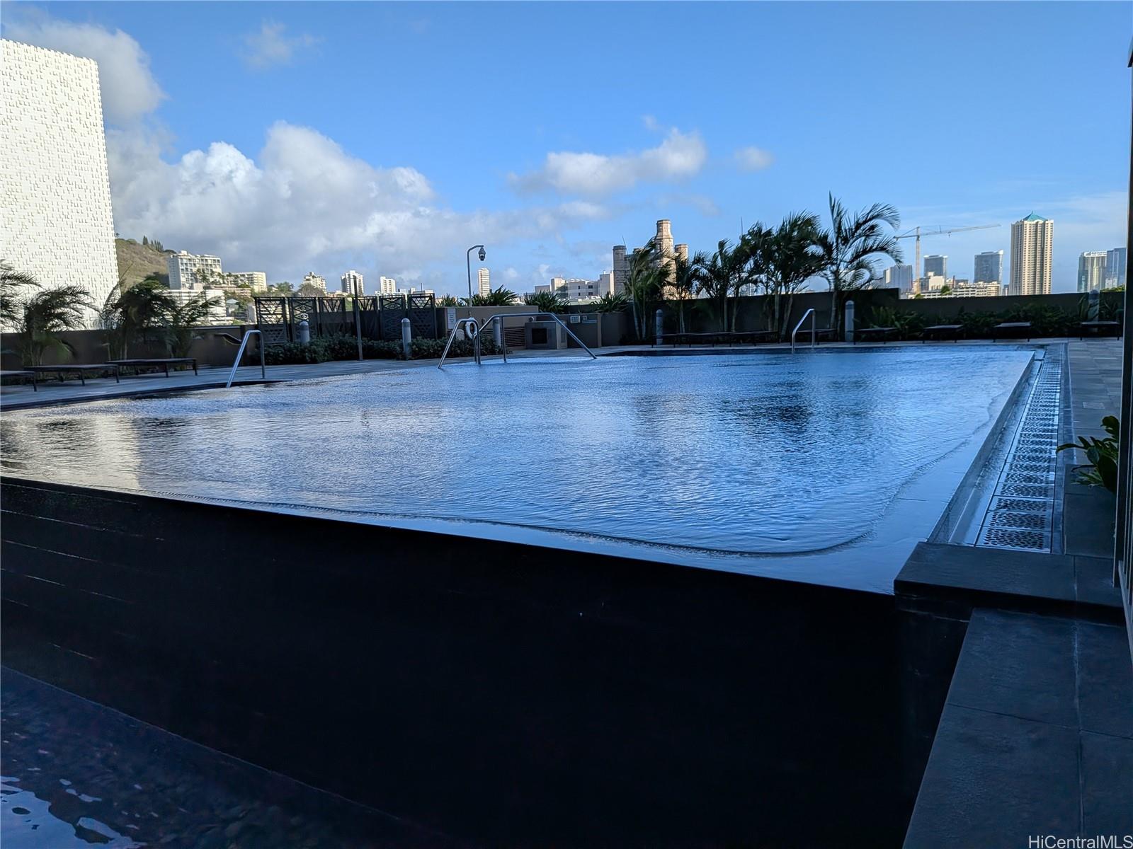 1200 Queen Emma St Honolulu - Rental - photo 12 of 18