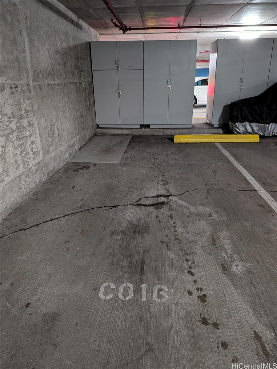 1200 Queen Emma St Honolulu - Rental - photo 17 of 18