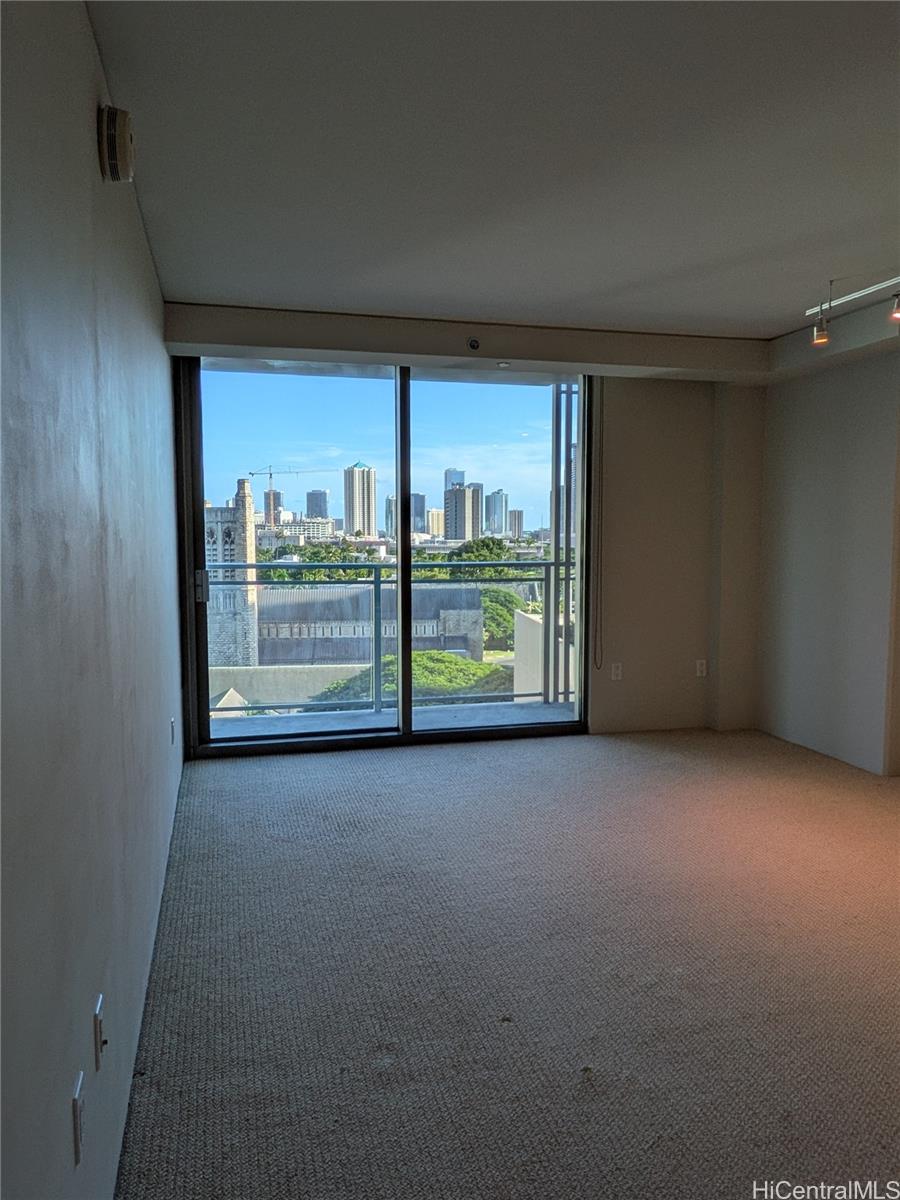 1200 Queen Emma St Honolulu - Rental - photo 3 of 18