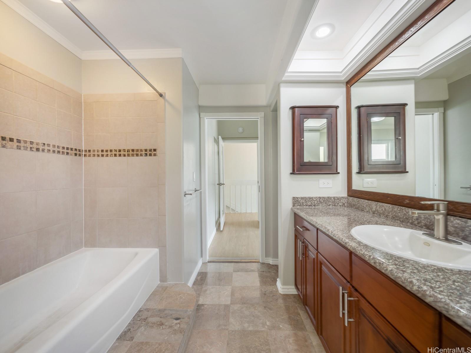 1201  Kaeleku Street Kalama Valley, Hawaii Kai home - photo 16 of 25