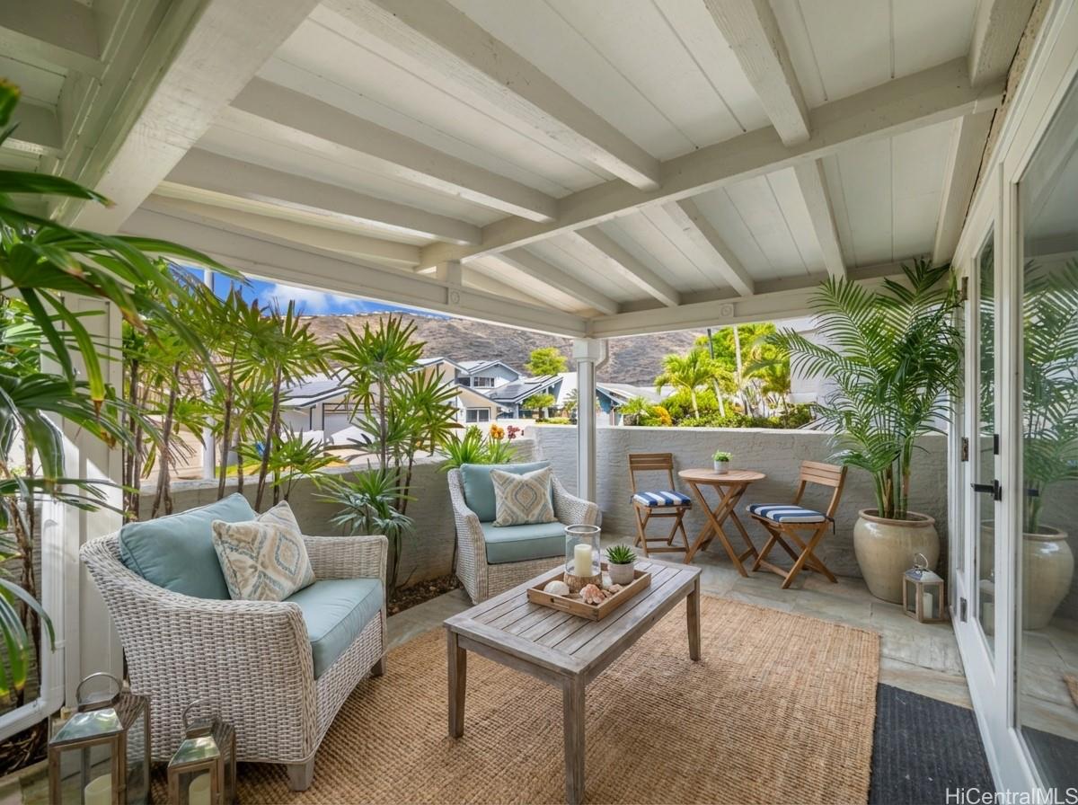 1201  Kaeleku Street Kalama Valley, Hawaii Kai home - photo 5 of 25