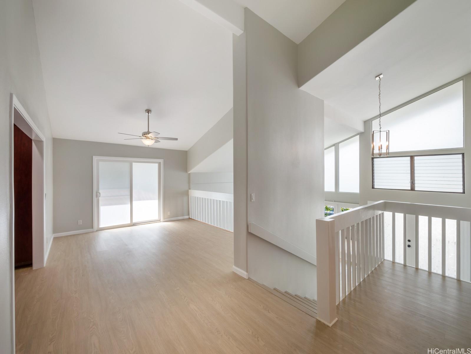 1201  Kaeleku Street Kalama Valley, Hawaii Kai home - photo 8 of 25