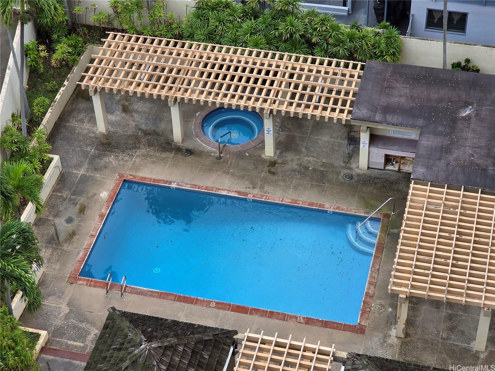 1201 Wilder Ave Honolulu - Rental - photo 11 of 13