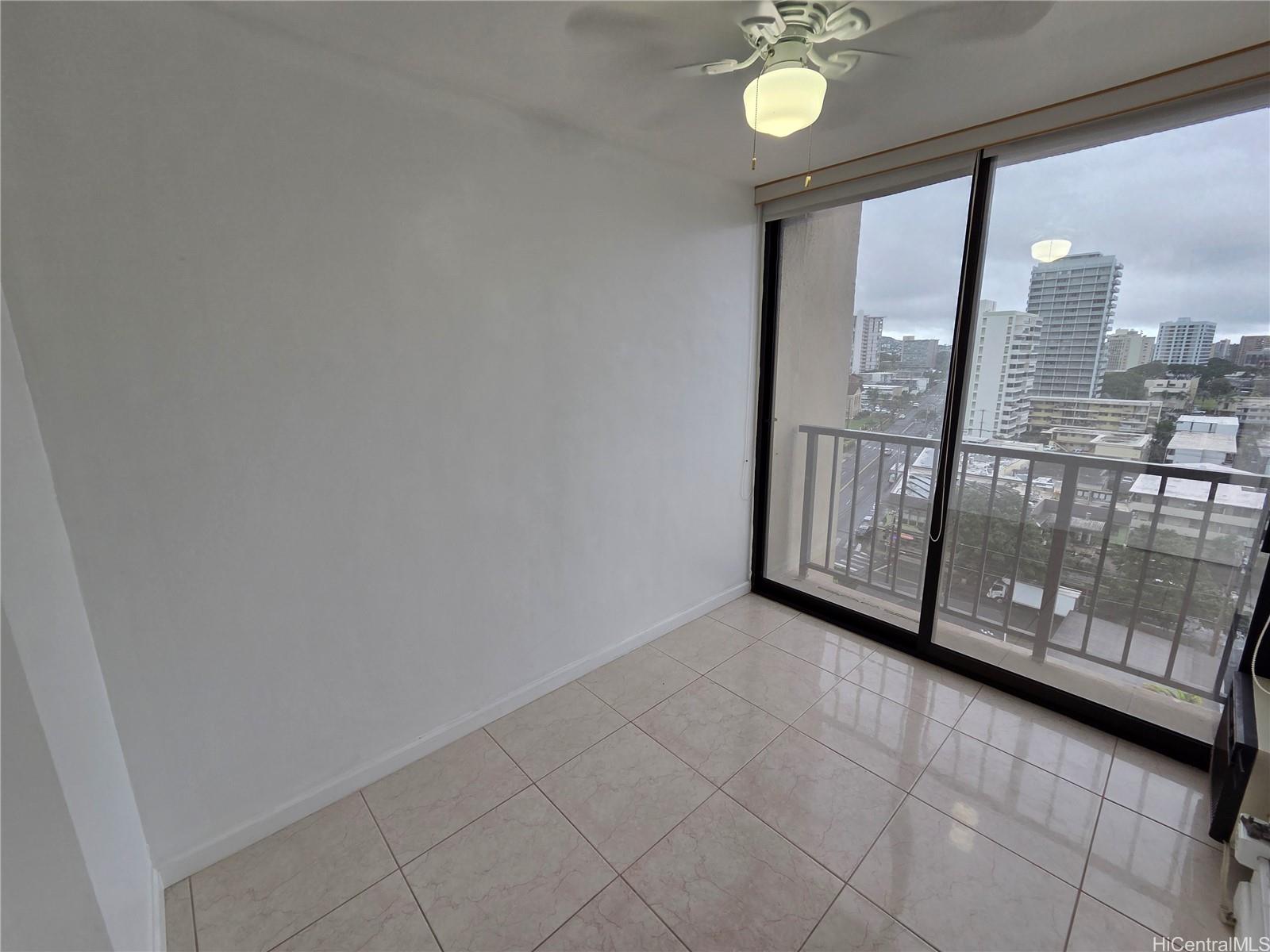 1201 Wilder Ave Honolulu - Rental - photo 6 of 13