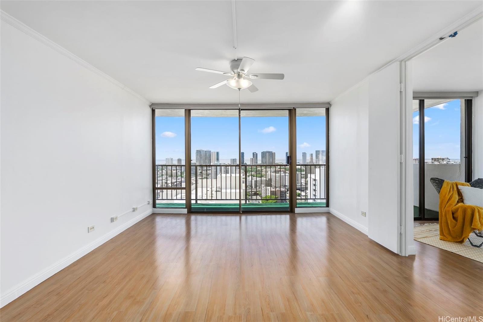 Wilder At Piikoi condo # 2404, Honolulu, Hawaii - photo 2 of 25