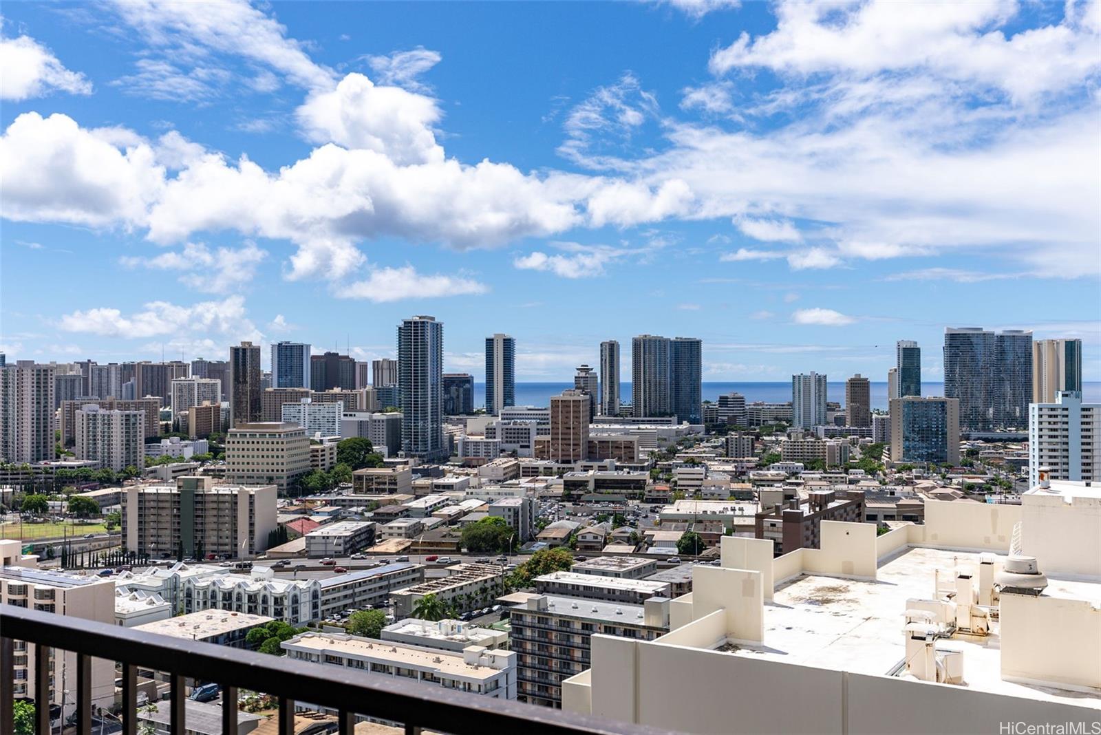 Wilder At Piikoi condo # 2404, Honolulu, Hawaii - photo 14 of 25