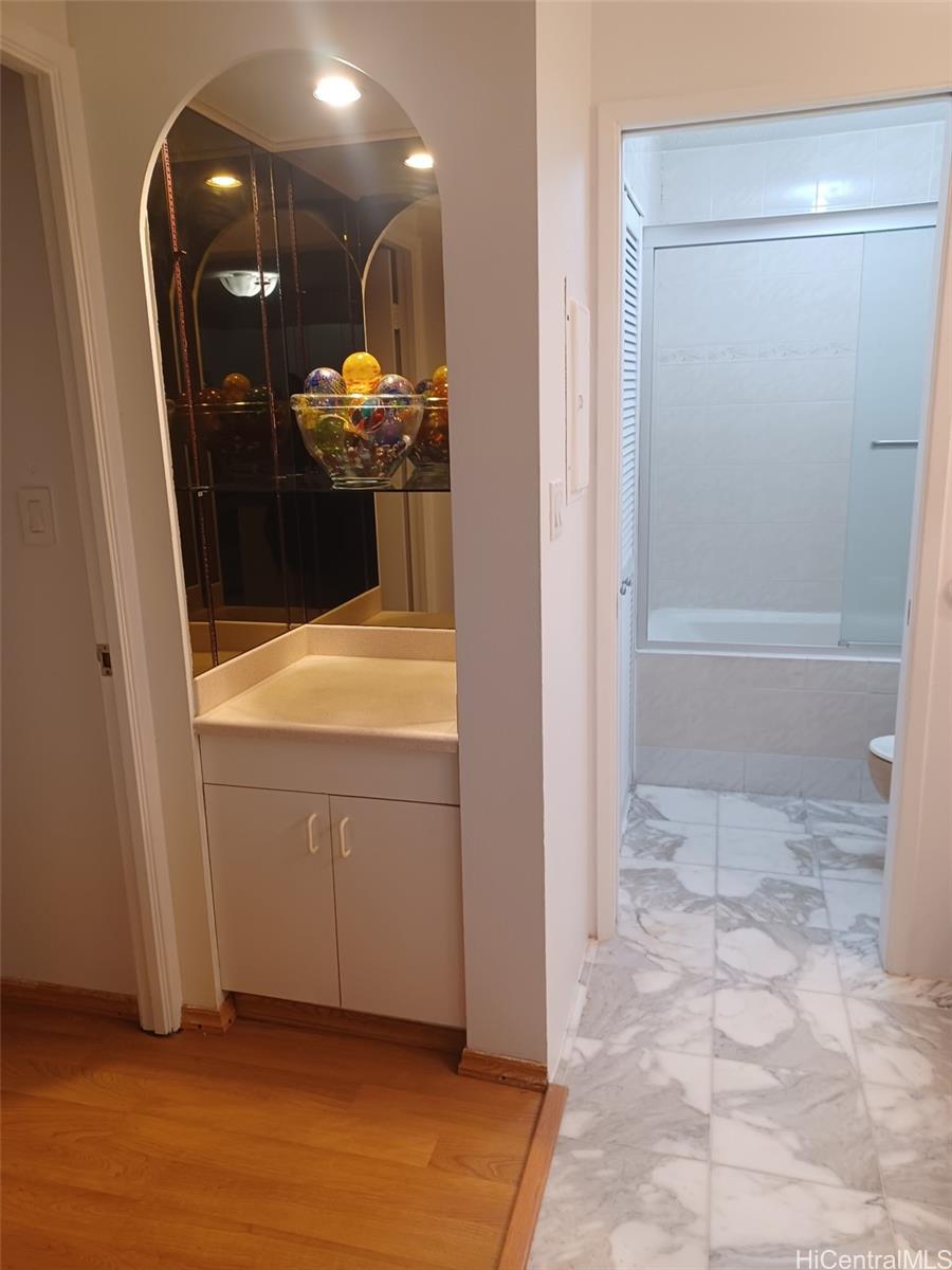 Wilder At Piikoi condo # 2601, Honolulu, Hawaii - photo 13 of 23