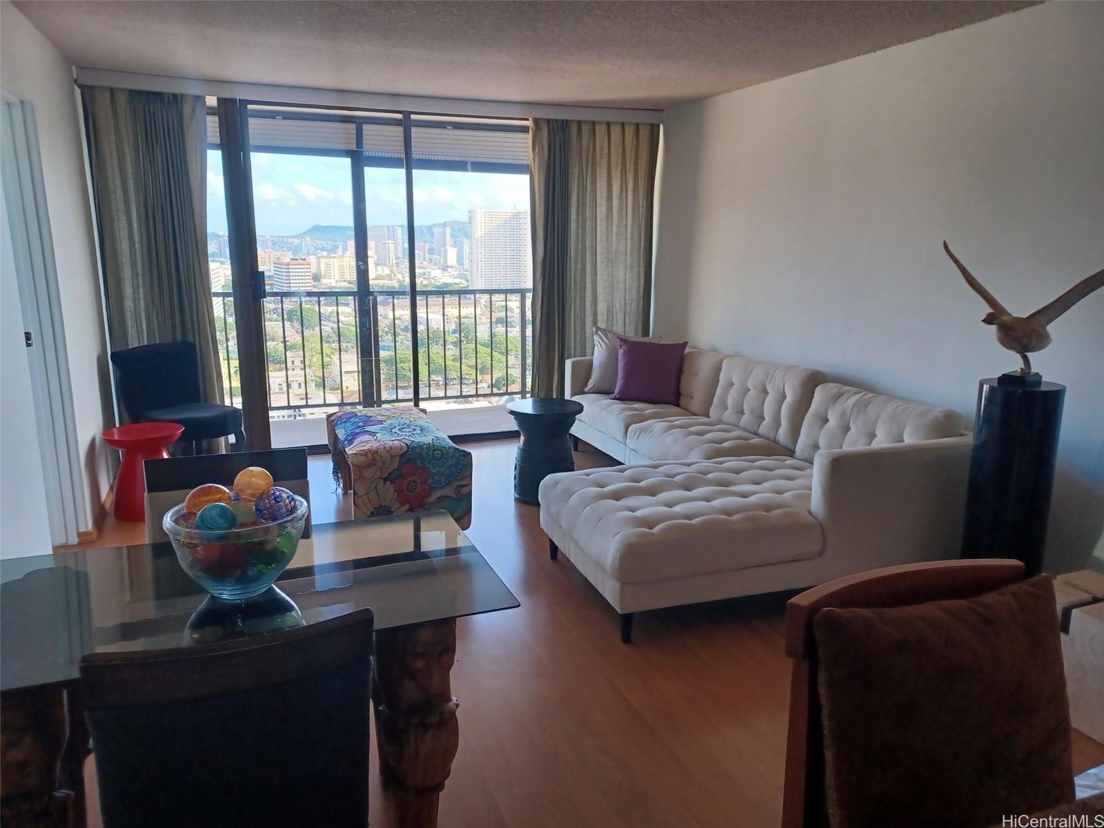 Wilder At Piikoi condo # 2601, Honolulu, Hawaii - photo 8 of 23