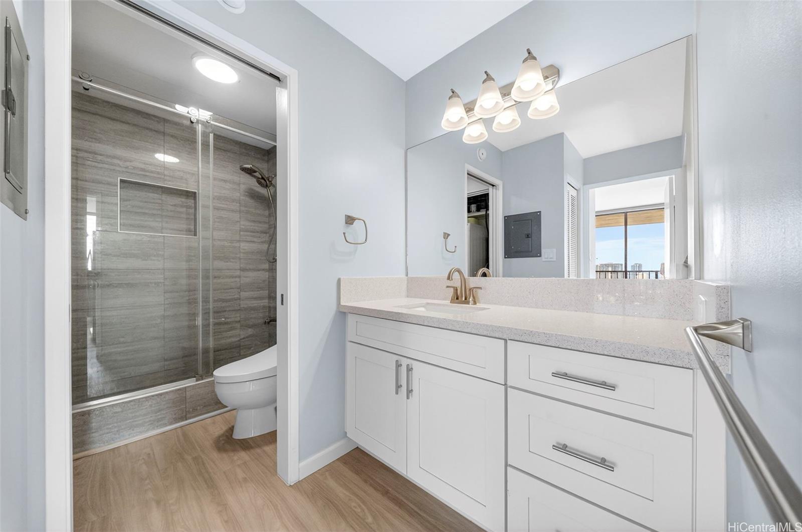 Wilder At Piikoi condo # 3003, Honolulu, Hawaii - photo 13 of 25