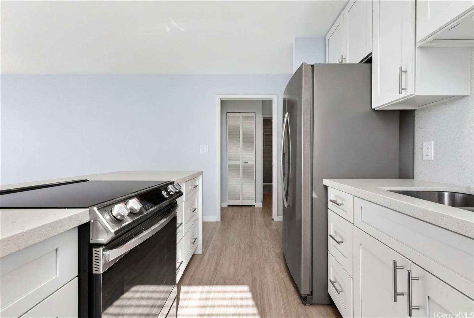 Wilder At Piikoi condo # 3003, Honolulu, Hawaii - photo 10 of 25